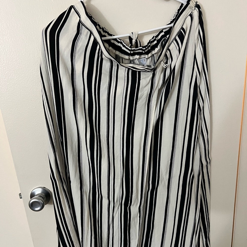 Striped Midi skirt